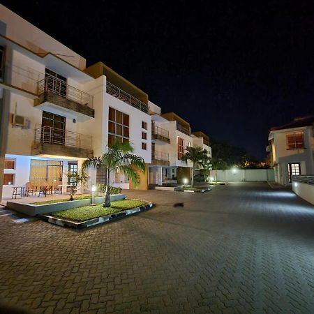 Ary Homestay Nyali- A Walk Away From City Mall Mombasa Exterior foto