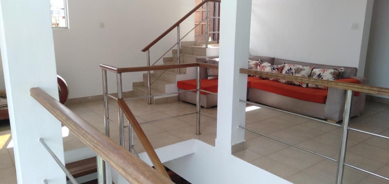 Ary Homestay Nyali- A Walk Away From City Mall Mombasa Exterior foto